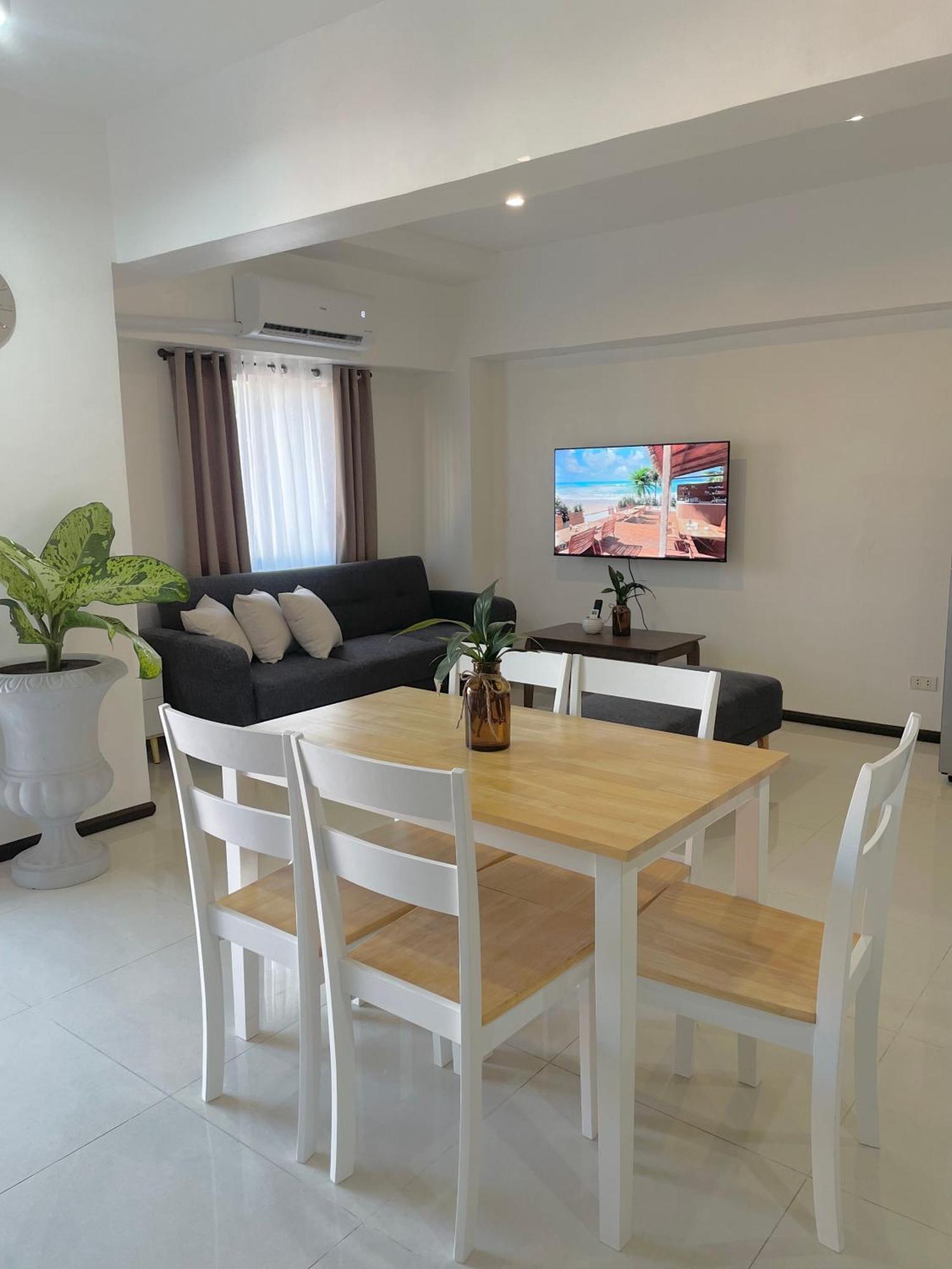 מקטאן The Penthouse Suite מראה חיצוני תמונה
